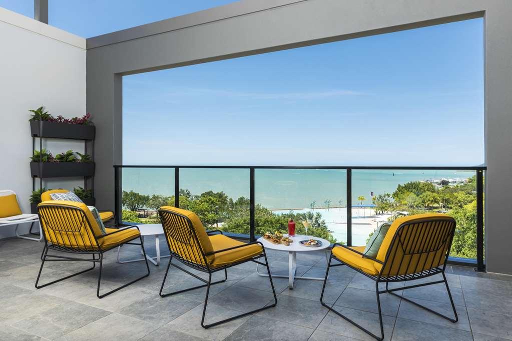 Oaks Cairns Hotel Restauracja zdjęcie